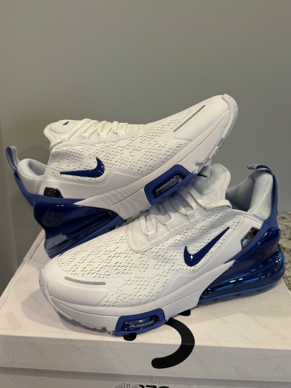 Nike Air Max 270 Premium